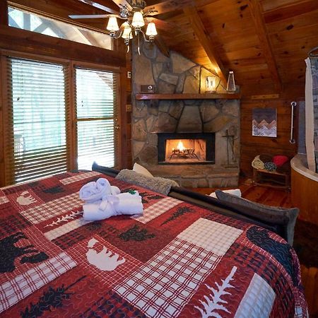 Gatlinburg Area Hottub Cabin - Ladyslipper เซอเวียร์วีล ภายนอก รูปภาพ