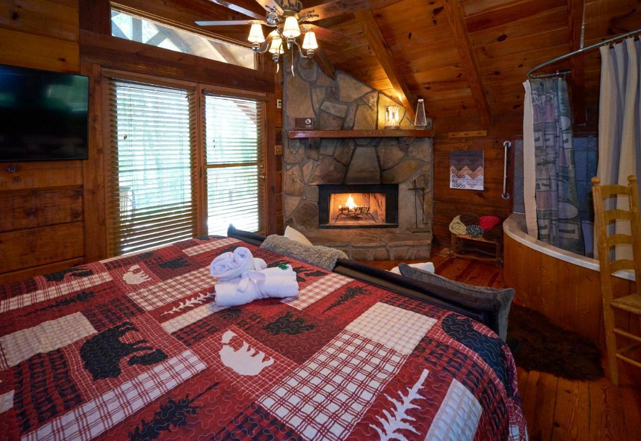 Gatlinburg Area Hottub Cabin - Ladyslipper เซอเวียร์วีล ภายนอก รูปภาพ